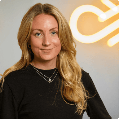 Jennifer Holm